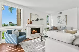 19 Harbor Pointe, Corona del Mar, CA 92625 - Photo 18
