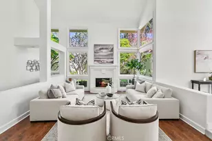19 Harbor Pointe, Corona del Mar, CA 92625 - Photo 4