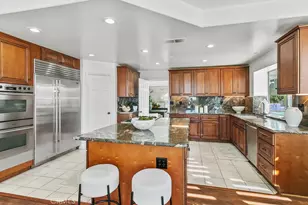 19 Harbor Pointe, Corona del Mar, CA 92625 - Photo 16