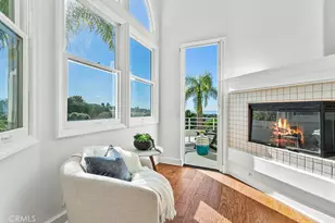 19 Harbor Pointe, Corona del Mar, CA 92625 - Photo 30