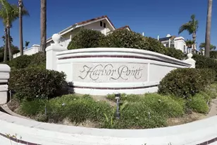 19 Harbor Pointe, Corona del Mar, CA 92625 - Photo 2