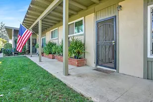 101 Clearbrook Ln, Costa Mesa, CA 92626 - Photo 24