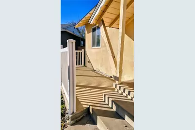 633 Maple Way, Upland, CA 91786 - Photo 4