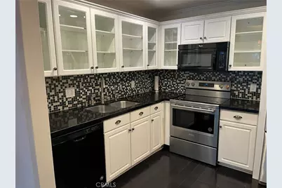 102 Scholz Plaza 149, Newport Beach, CA 92663 - Photo 2