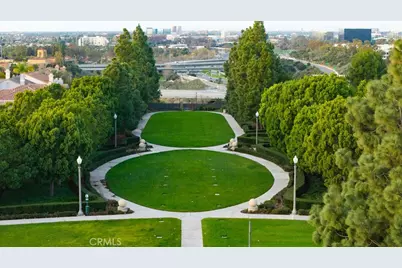 9 Boardwalk, Newport Beach, CA 92660 - Photo 58