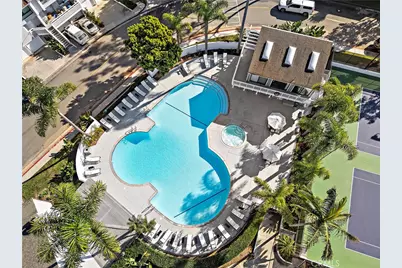 307 Columbia, Newport Beach, CA 92663 - Photo 32