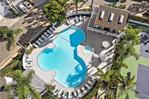 307 Columbia, Newport Beach, CA 92663 - Photo 32