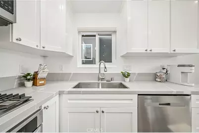 205 42nd Street, Newport Beach, CA 92663 - Photo 10