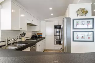 302 S Bay Front, Newport Beach, CA 92662 - Photo 40