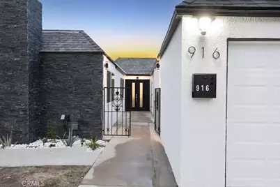 916 N West, Anaheim, CA 92801 - Photo 2