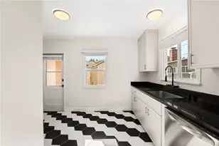 2151 Euclid Ave, Long Beach, CA 90815 - Photo 16