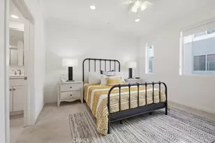 130 Tribeca, Irvine, CA 92612 - Photo 28