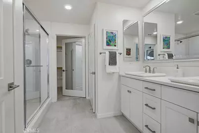 130 Tribeca, Irvine, CA 92612 - Photo 32