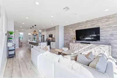 1650 Topanga Avenue, Costa Mesa, CA 92627 - Photo 12