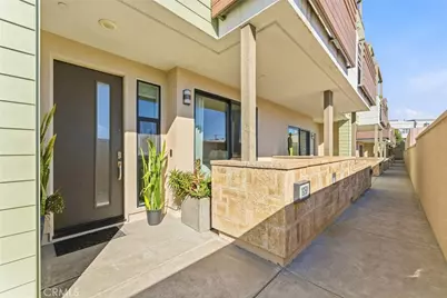 1650 Topanga Avenue, Costa Mesa, CA 92627 - Photo 2