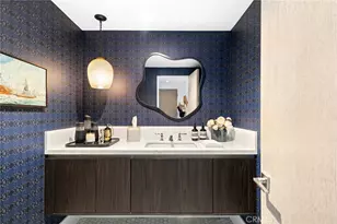 304 S Bay Front, Newport Beach, CA 92662 - Photo 20