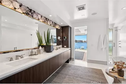 304 S Bay Front, Newport Beach, CA 92662 - Photo 26