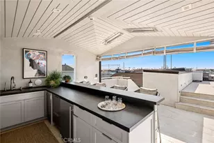 304 S Bay Front, Newport Beach, CA 92662 - Photo 44