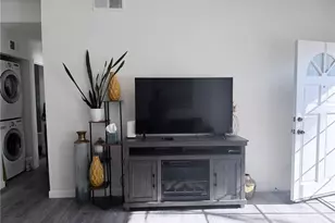 64 Remington, Irvine, CA 92620 - Photo 2