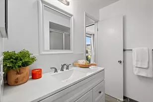 21282 Wavecrest Cir, Huntington Beach, CA 92646 - Photo 16