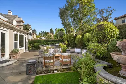 8 Westridge, Newport Beach, CA 92660 - Photo 24