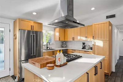2229 Anaheim, Costa Mesa, CA 92627 - Photo 6
