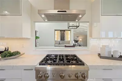 2000 Vista Cajon, Newport Beach, CA 92660 - Photo 14