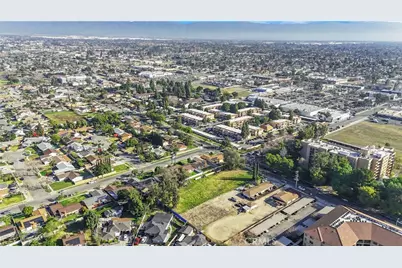 9906 Juniper, Fontana, CA 92335 - Photo 10