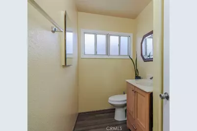 674 Senate Street, Costa Mesa, CA 92627 - Photo 22