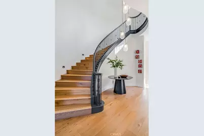 526 Riverside Avenue, Newport Beach, CA 92663 - Photo 6