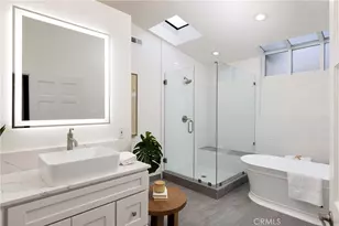 502 Kings Rd, Newport Beach, CA 92663 - Photo 24