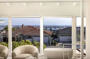 502 Kings Rd, Newport Beach, CA 92663 - Photo 1