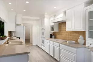 502 Kings Rd, Newport Beach, CA 92663 - Photo 16