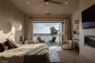 2212 Cliff Dr, Newport Beach, CA 92663 - Photo 22