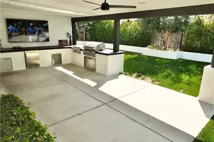 2443 Fordham, Costa Mesa, CA 92626 - Photo 34