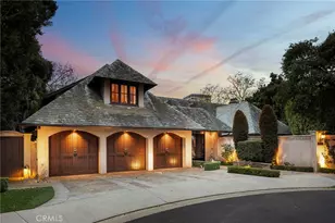 7 Lochmoor, Newport Beach, CA 92660 - Photo 2