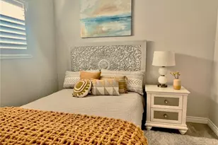 25 Saratoga, Newport Beach, CA 92660 - Photo 14