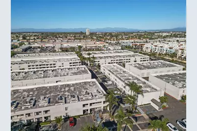 711 W 17th #F-1, Costa Mesa, CA 92627 - Photo 2