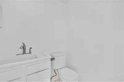 711 W 17th #F-1, Costa Mesa, CA 92627 - Photo 16