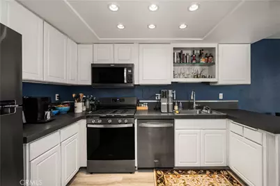 421 Bryson Springs, Costa Mesa, CA 92627 - Photo 18