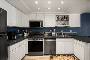 421 Bryson Springs, Costa Mesa, CA 92627 - Photo 18