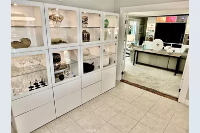 250 Bucknell Rd, Costa Mesa, CA 92626 - Photo 20