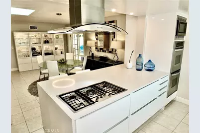 250 Bucknell Rd, Costa Mesa, CA 92626 - Photo 14