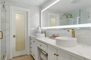 200 Pacific Coast Hwy, Huntington Beach, CA 92648 - Photo 20