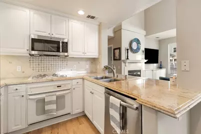 17 Auvergne, Newport Coast, CA 92657 - Photo 6