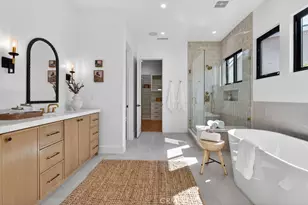 2587 Willo Ln, Costa Mesa, CA 92627 - Photo 2