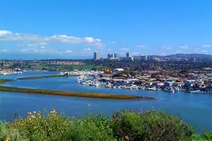 202 Tremont, Newport Beach, CA 92660 - Photo 2