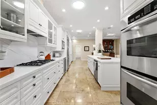 1 Rue Deauville, Newport Beach, CA 92660 - Photo 18