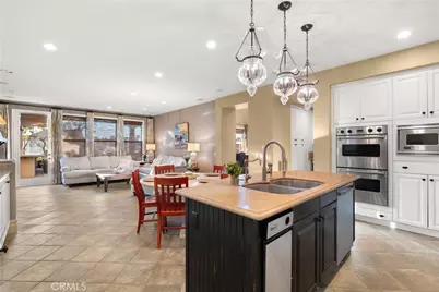 72 Victoria, Newport Beach, CA 92660 - Photo 12