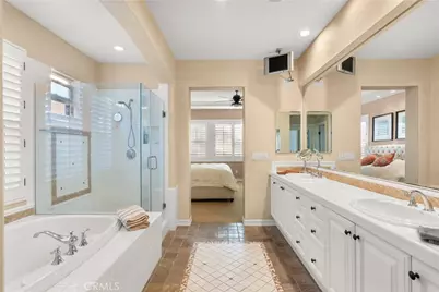 72 Victoria, Newport Beach, CA 92660 - Photo 18
